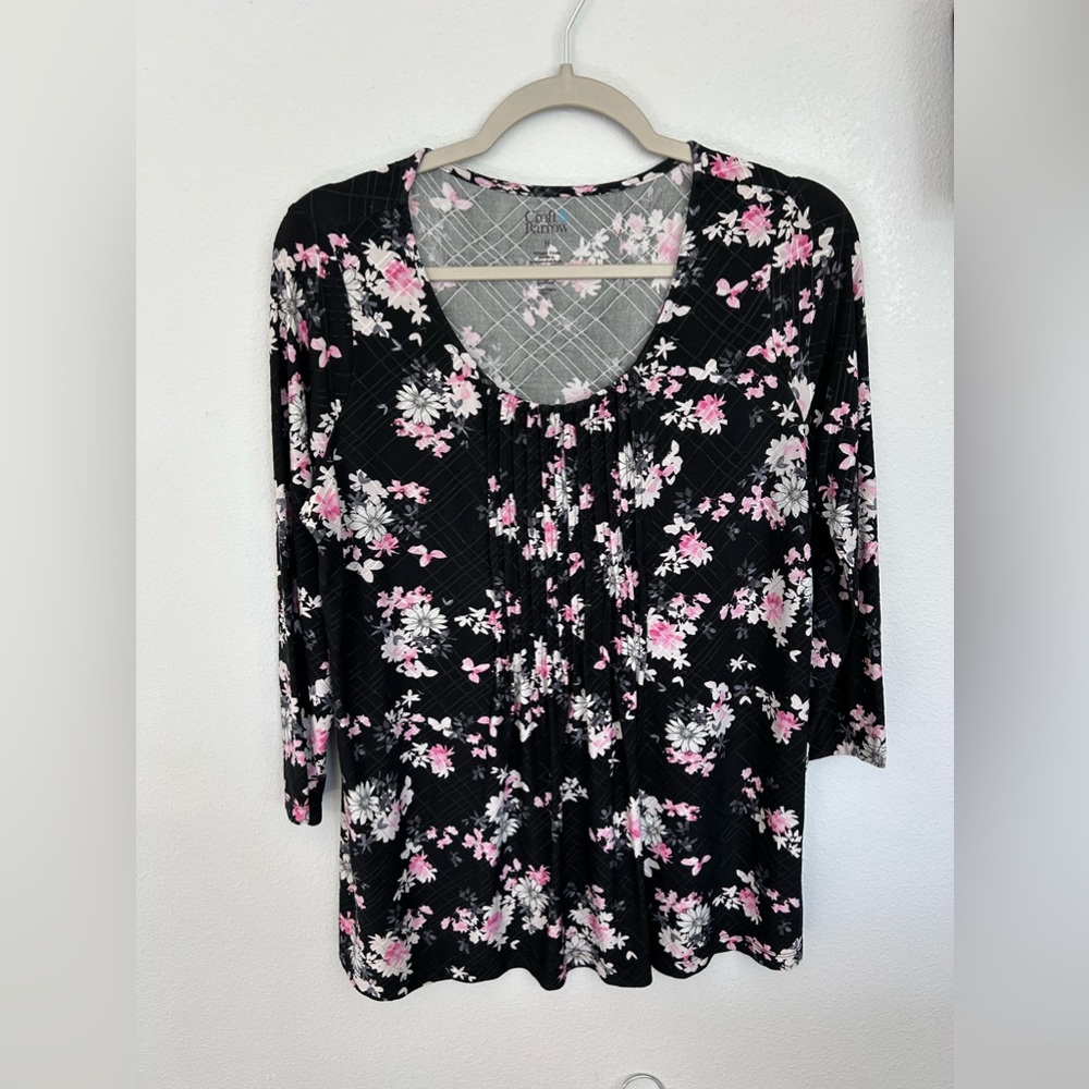 Croft & Barrow flowered top